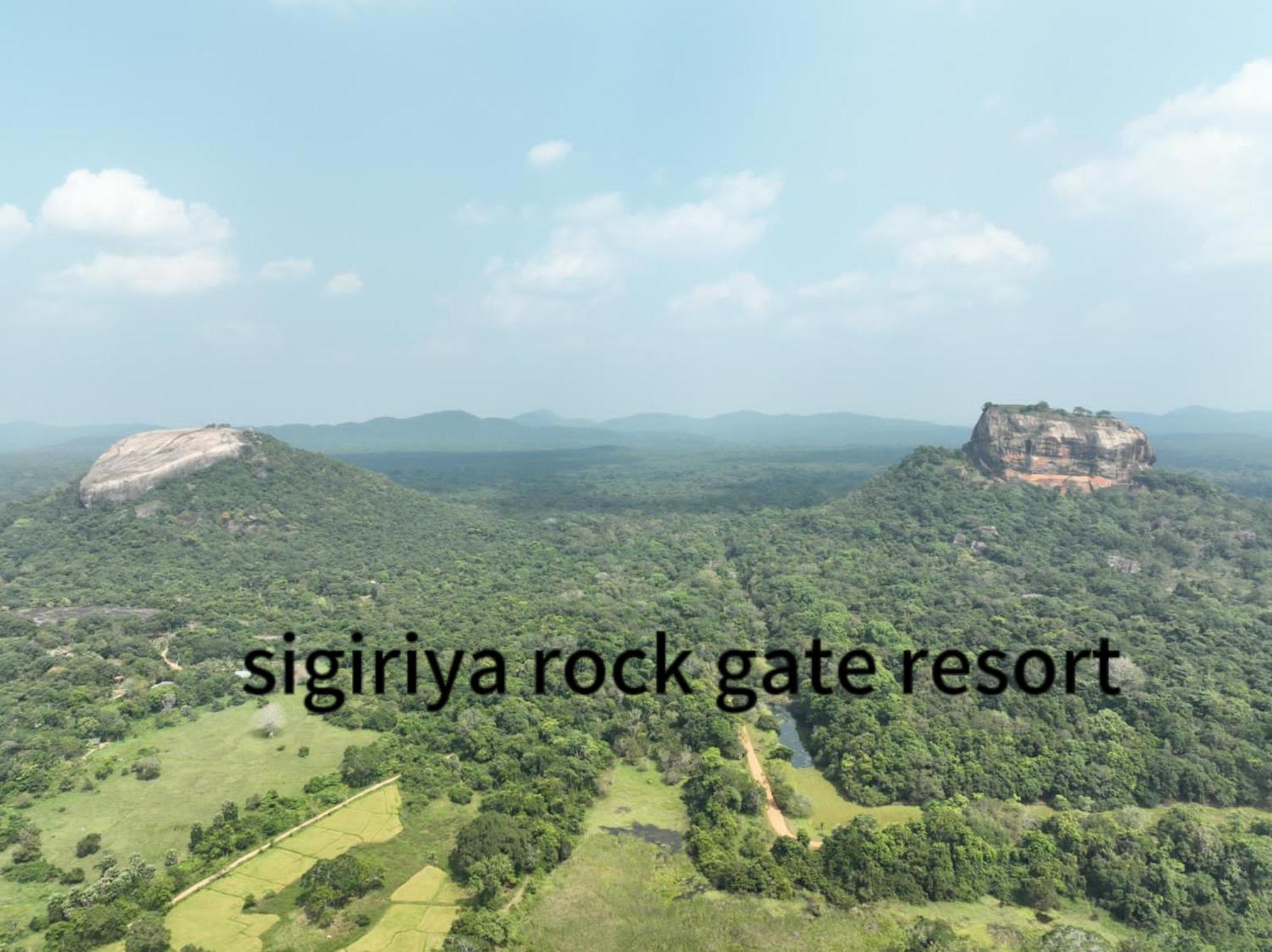 Sigiriya Rock Gate Tree House Hotel Екстериор снимка